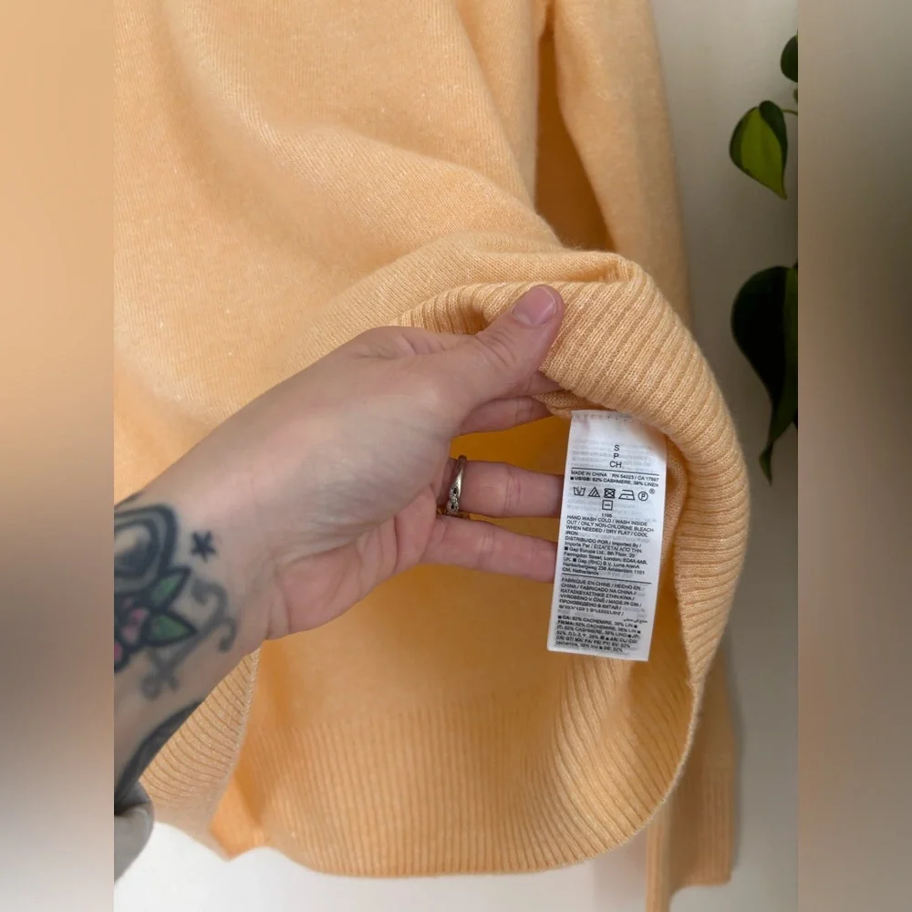 Banana Republic Cashmere-Linen Crewneck Sweater